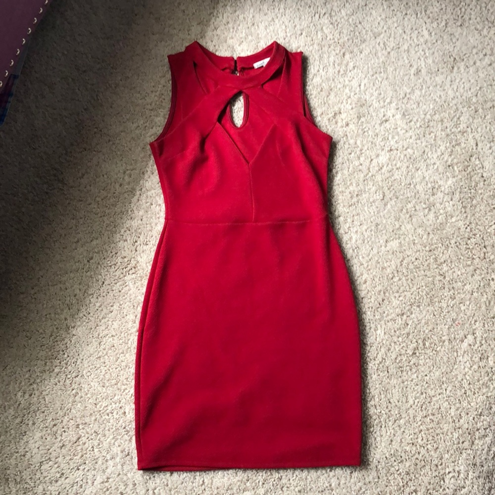 Red bodycon dress